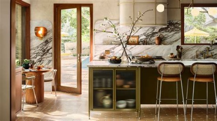 Chip & Joanna Gaines' Lakehouse Sale: Unveiling The Profit