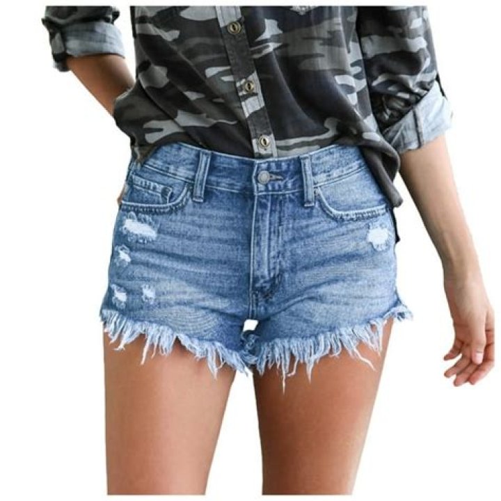 Cool And Stylish Daisy Duke Shorts: A Summer Must-Have