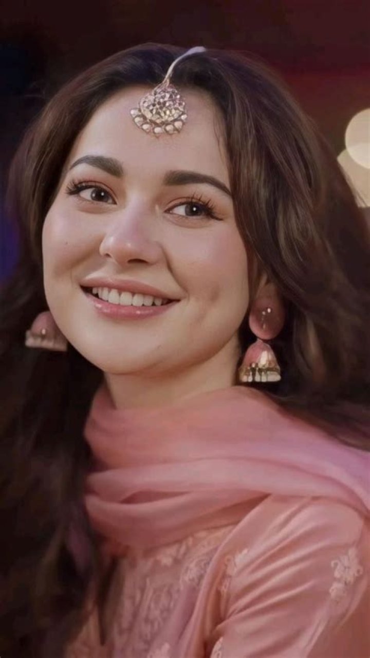 Discover Hania Amir's Enchanting Face Shape And Its Name