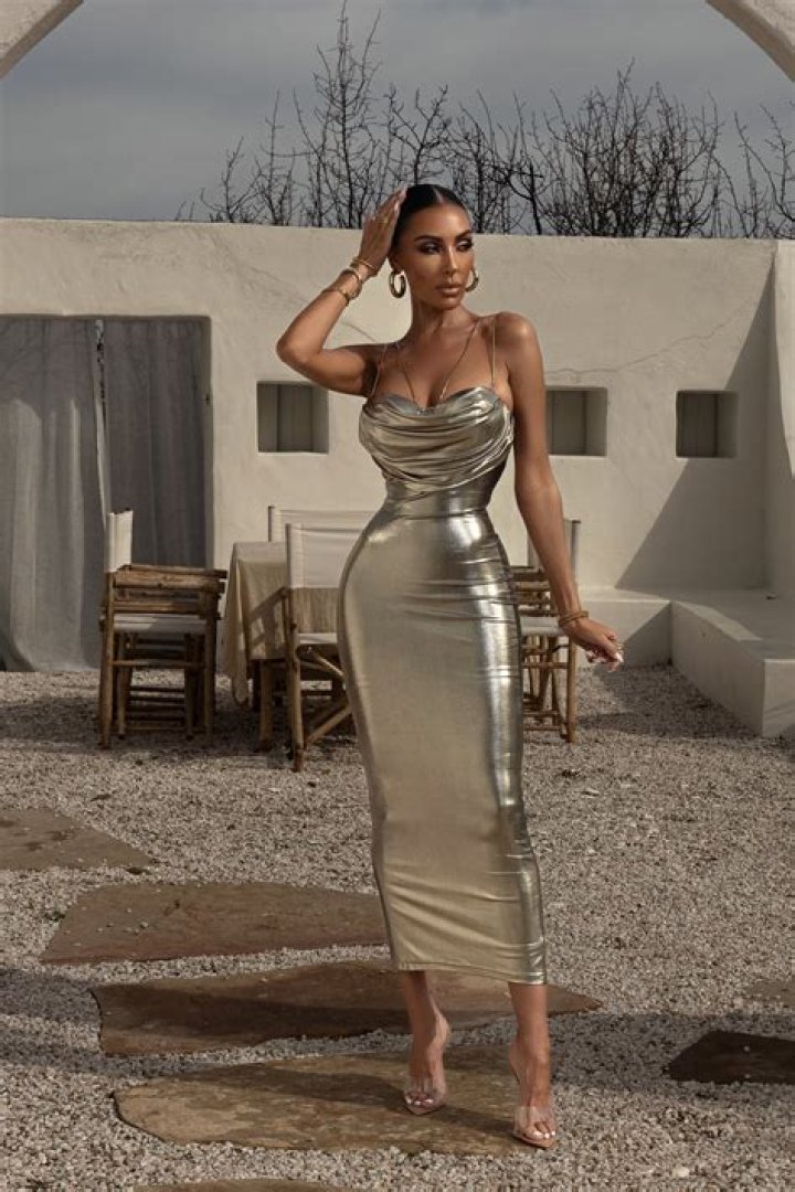 Discover The Ultimate Style With Our Exquisite Opt Smocking Dresses