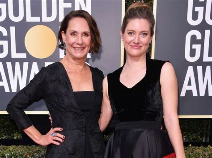 Jeff Perry's Impact On Zoe Perry's Journey