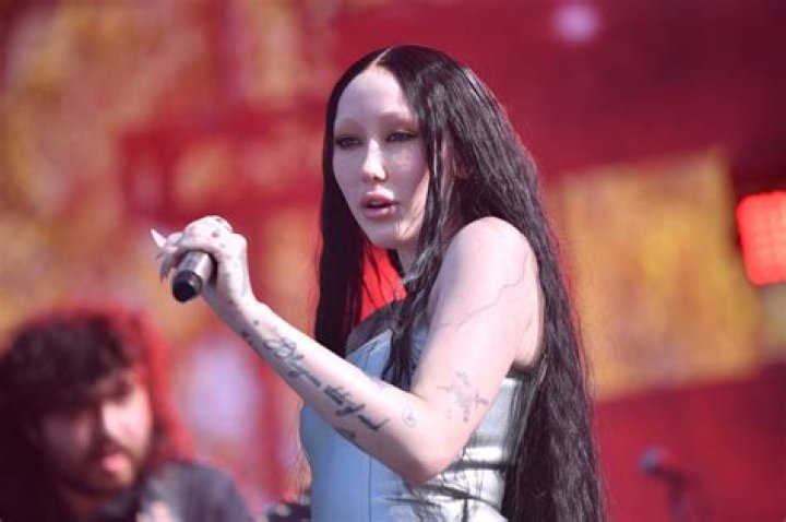 Noah Cyrus Breaks Through In St. Pete Performance