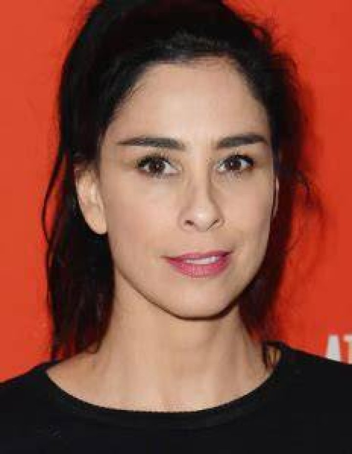 Sarah Silverman Net Worth, Age, Height, Bio, Birthday, Wiki!