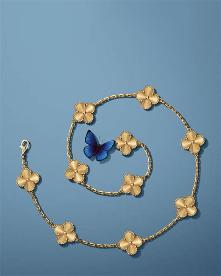 Stunning Accessories: Kate Middleton's Van Cleef Collection