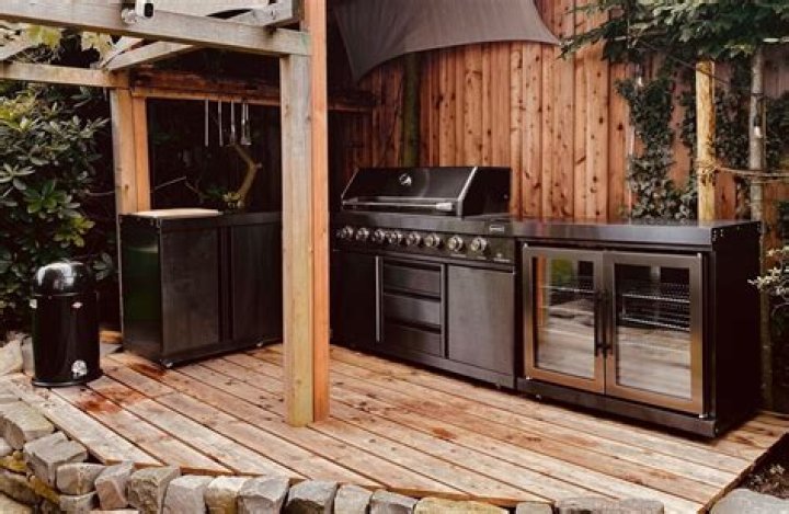 The Ultimate Guide To High-End Grill Brands For Your Outdoor Kitchen