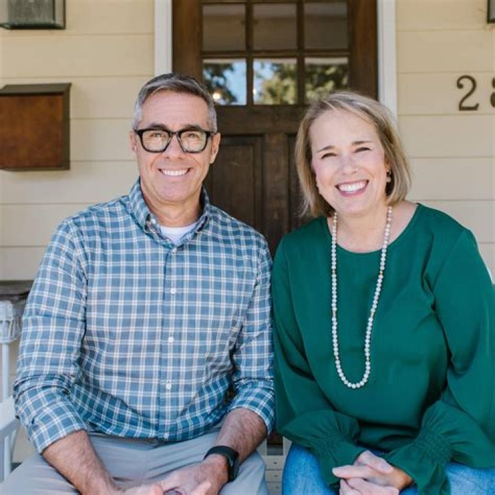 Unveiling Sissy Goff's Marital Status: A Look Into Her Relationships