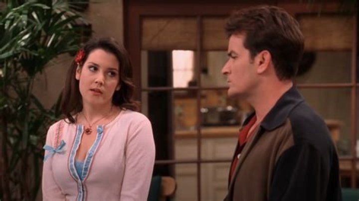 Unveiling The Secrets Of Melanie Lynskey's Enduring Relationships