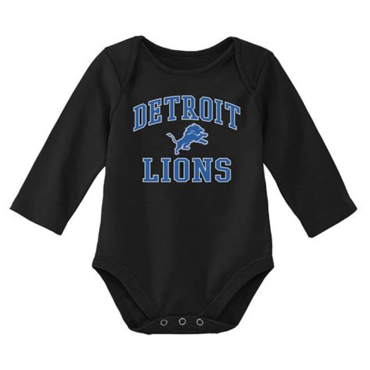 Your Little Lions: Celebrate Your Detroit Lions Newborn